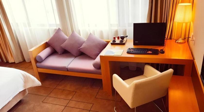 Metropolo Hotel Wuchuang Jiangtan Jiyuqiao Metro Station Wuhan Bagian luar foto